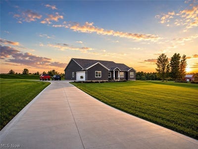 /international/us/8552-state-route-305-garrettsville-oh-110108752807/