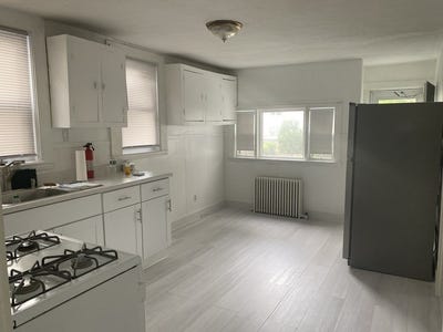 /international/us/19-meacham-st-somerville-ma-110107880089/