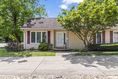 /international/us/3217-clarendon-drive-springfield-il-110101138736/