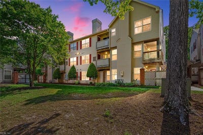 /international/us/12742-daybreak-circle-newport-news-va-110107602832/