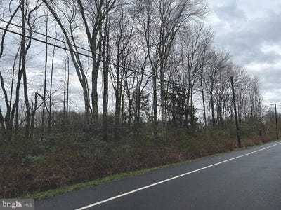 /international/us/432-ongs-hat-road-southampton-nj-110090526366/