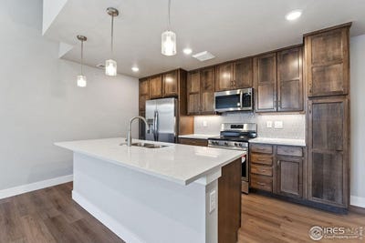 /international/us/235-high-point-dr-longmont-co-110101402844/