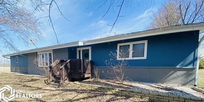 /international/us/514-n-3rd-street-farmington-ia-110110301234/