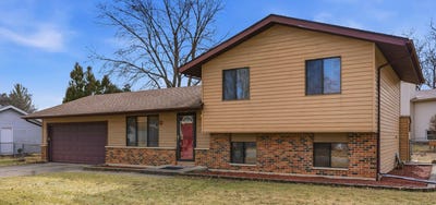 /international/us/409-kensington-drive-mchenry-il-110106027228/