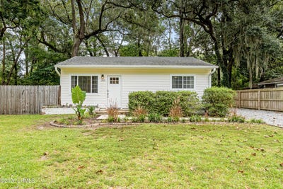 /international/us/1802-battery-park-drive-port-royal-sc-110107804551/