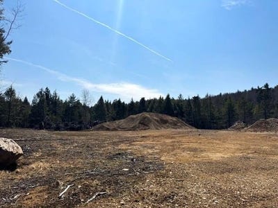 /international/us/milk-road-lot-14-alfred-me-110107401826/