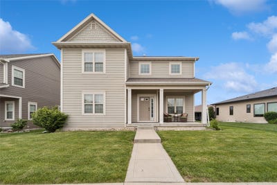 /international/us/5449-s-prairie-view-drive-west-des-moines-ia-110108234619/
