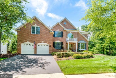 /international/us/15227-golf-view-drive-haymarket-va-110108023295/