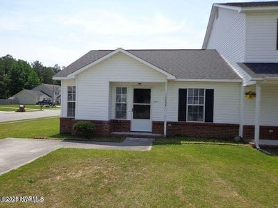 /international/us/1154-pueblo-drive-jacksonville-nc-110101319955/