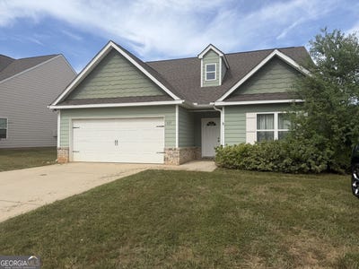 /international/us/117-savannah-way-milner-ga-110120456891/