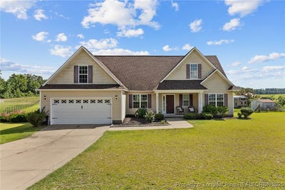 /international/us/653-hendrix-road-raeford-nc-110100205603/