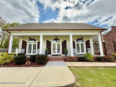 /international/us/721-us-61-natchez-ms-110108984714/