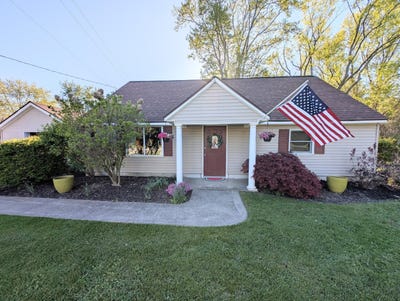 /international/us/11297-56th-avenue-allendale-mi-110107777581/