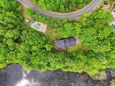 /international/us/10-ellison-drive-bedford-nh-110108205567/