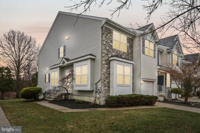 /international/us/78-chapel-hill-road-mount-laurel-nj-110106377671/