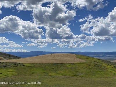/international/us/2633-spring-hollow-ranch-road-tetonia-id-110106474539/