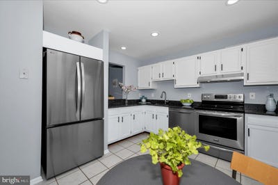 /international/us/10120-nightingale-street-gaithersburg-md-110107842771/