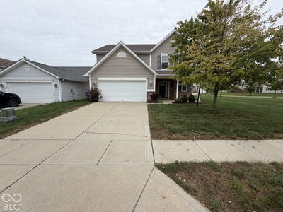 /international/us/12634-old-pond-road-noblesville-in-110110328178/