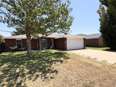 /international/us/1010-avenue-j-abernathy-tx-110109518389/
