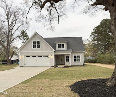/international/us/504-tucker-street-four-oaks-nc-110096889363/