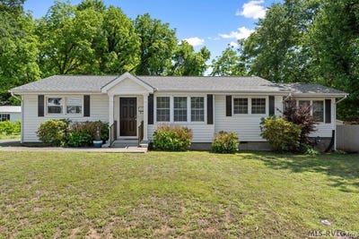 /international/us/141-battle-ave-warrenton-nc-110108771960/