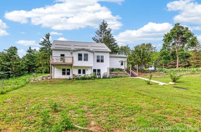 /international/us/3062-w-cloverdale-road-delton-mi-110119330453/