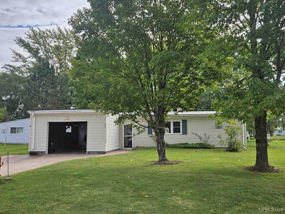 /international/us/50-maple-street-white-pine-mi-110110279950/
