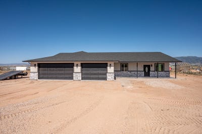 /international/us/6400-n-3975-w-cedar-city-ut-110098616235/