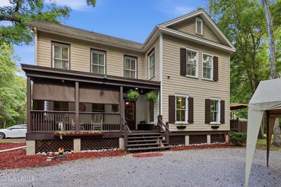 /international/us/201-mccormack-avenue-ridgeland-sc-110108397216/