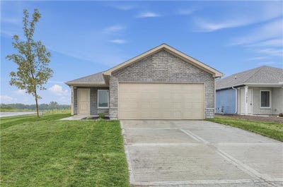 /international/us/38011-w-207th-terrace-edgerton-ks-110120622970/