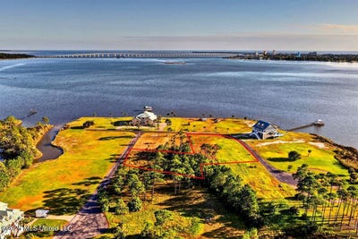 /international/us/branigar-drive-biloxi-ms-110120717802/