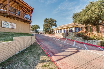 /international/us/4264-madera-road-irving-tx-110107602175/