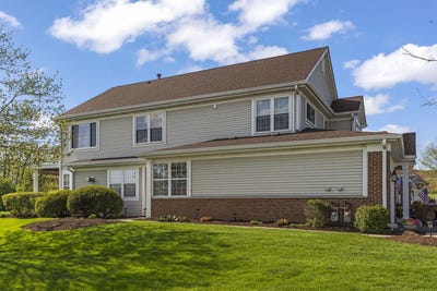 /international/us/31301-kline-circle-warrenville-il-110107509939/
