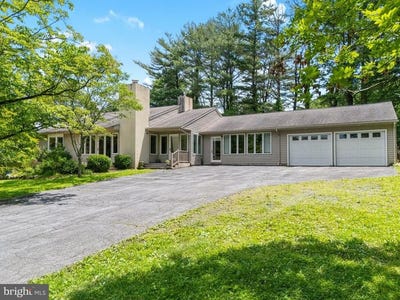/international/us/5661-furnace-hill-road-zionsville-pa-110100654428/?lang=en