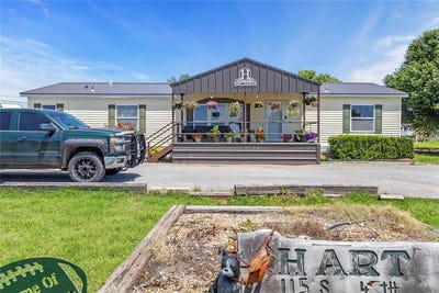 /international/us/115-s-4th-street-thomas-ok-110099480002/