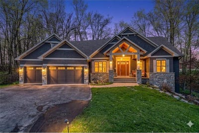 /international/us/2656-n-saunders-lake-drive-minnetrista-mn-110107727015/