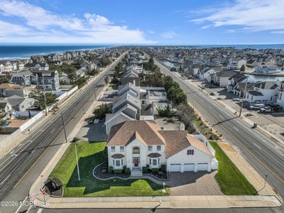 /international/us/154-bay-avenue-mantoloking-nj-110107404314/