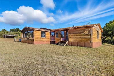 /international/us/1491-county-road-319-cleburne-tx-110107746079/