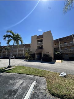 /international/us/6770-royal-palm-boulevard-margate-fl-110106783933/