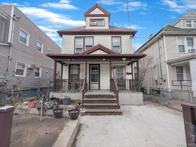 /international/us/97-36-110-street-richmond-hill-ny-110104606263/
