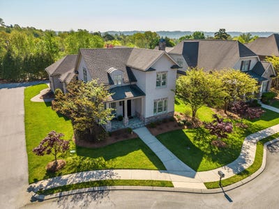 /international/us/1198-longholm-court-chattanooga-tn-110108507223/