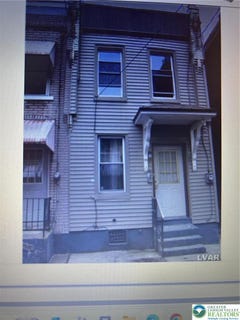 /international/us/740-laufer-street-bethlehem-city-pa-110108335257/