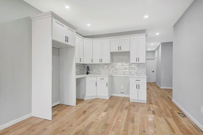 /international/us/12608-95th-avenue-richmond-hill-s-ny-110096853745/
