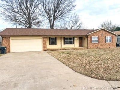 /international/us/1203-garner-avenue-tahlequah-ok-110106311777/
