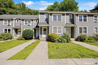 /international/us/135-fairway-drive-cheshire-ct-110108678421/