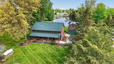 /international/us/w6660-puckaway-rd-markesan-wi-110108075345/