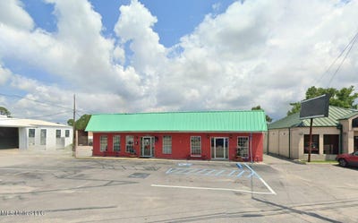 /international/us/522-pass-road-gulfport-ms-110105089696/