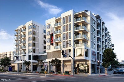 /international/us/511-s-harbor-san-pedro-ca-110119931938/