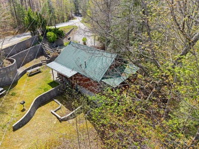/international/us/1578-village-drive-campton-ky-110107841850/