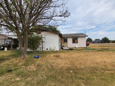 /international/us/501-n-lincoln-avenue-electra-tx-110108230442/
